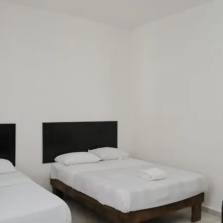 ANTIQUE Guest House Fundidora Monterrey Exterior foto