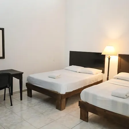 ANTIQUE Guest House Fundidora Monterrey Exterior foto